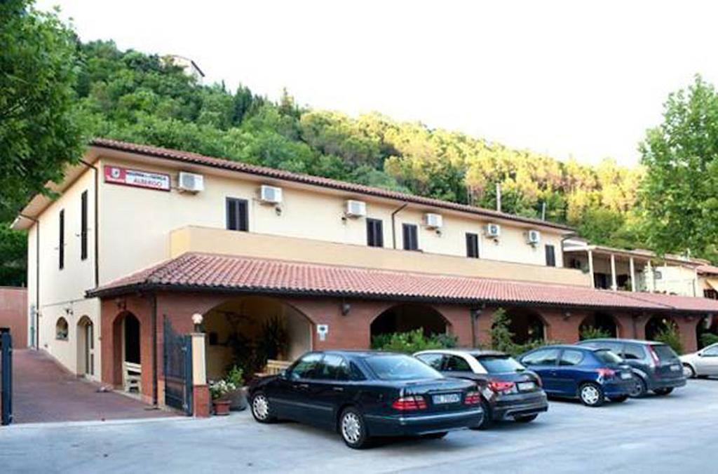 Albergo Magrini Della Genga Genga  Exterior photo