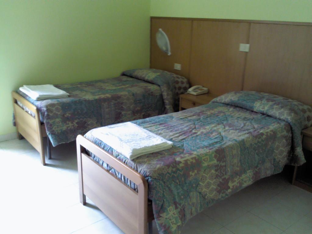Albergo Magrini Della Genga Genga  Room photo
